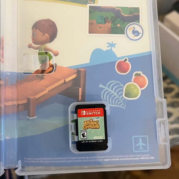 Nintendo Switch Animal Crossing: New Horizons Limited Edition Console w/ game - Picture 7 of 9